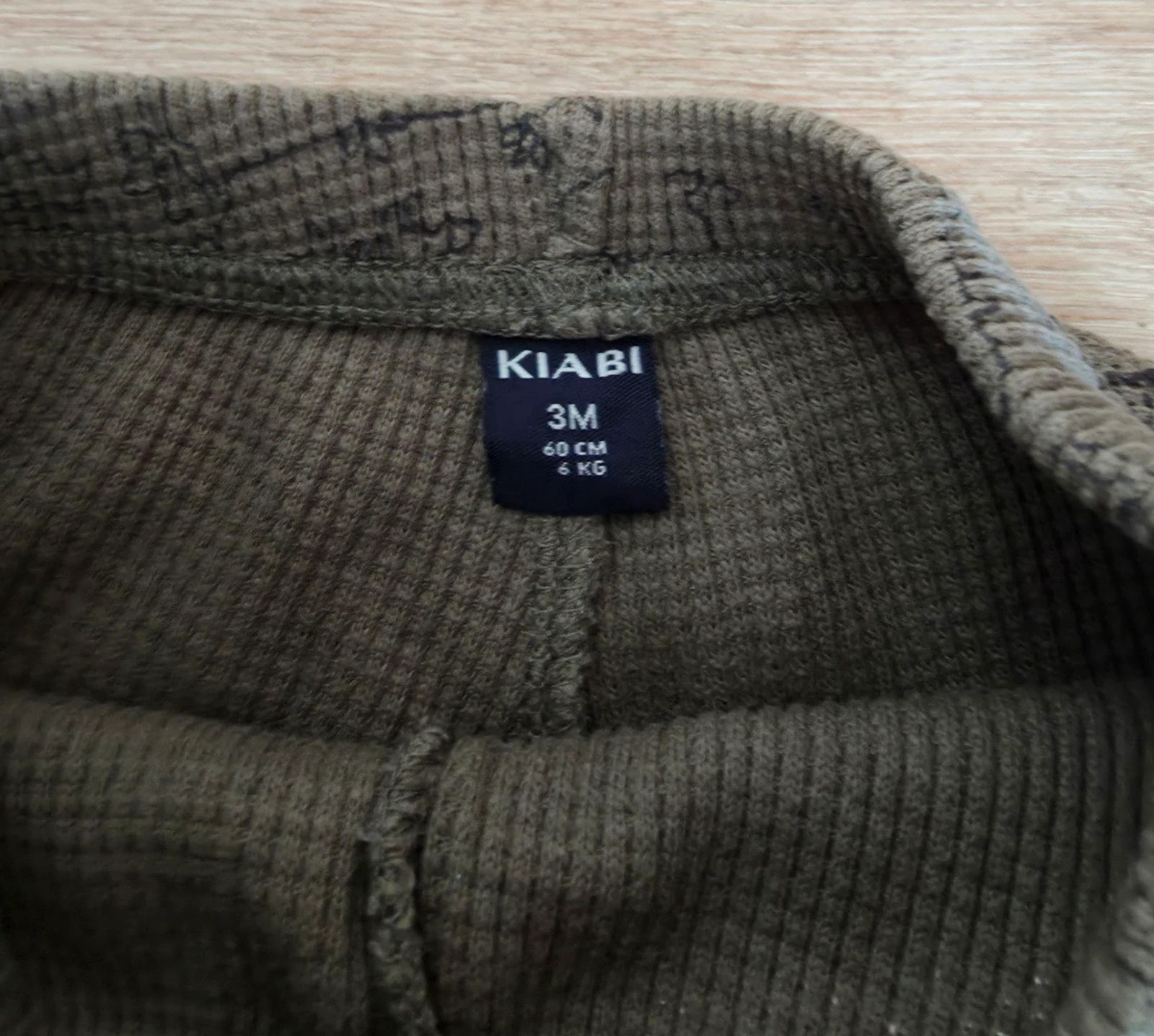 Kiabi 3 Months 60 cm khaki honeycomb cargo pants – photo 4